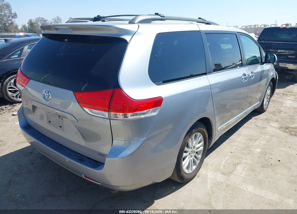 2012 TOYOTA SIENNA VIN: 5TDYK3DC2CS178061