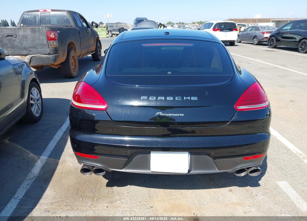 2015 PORSCHE PANAMERA VIN: WP0AA2A72FL002302