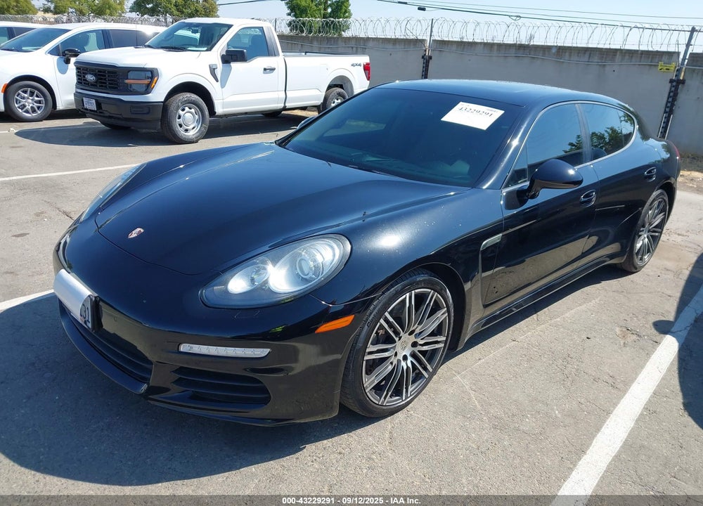 2015 PORSCHE PANAMERA VIN: WP0AA2A72FL002302