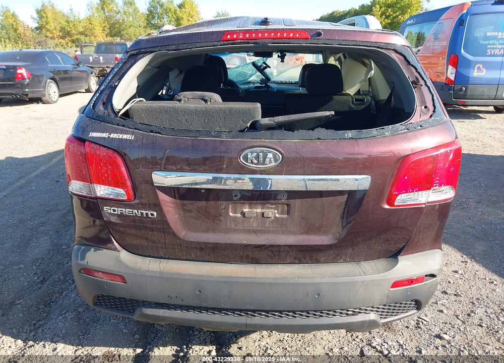 2012 KIA SORENTO VIN: 5XYKT4A26CG286278