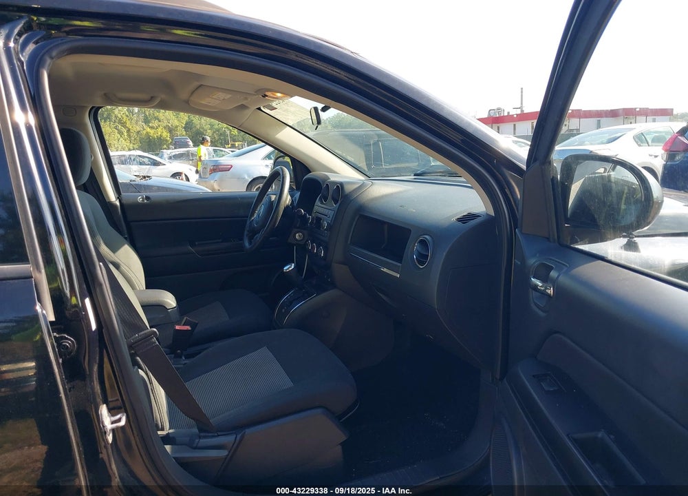 2012 JEEP COMPASS LATITUDE VIN: 1C4NJDEB6CD621096