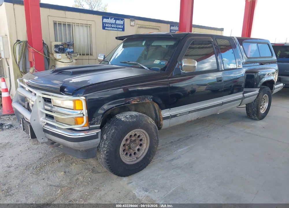 1993 CHEVROLET GMT-400 K1500 VIN: 2GCEK19K7P1138868