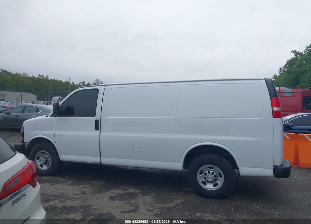 2020 CHEVROLET EXPRESS CARGO RWD 2500 REGULAR WHEELBASE WT VIN: 1GCWGAFP5L1159997