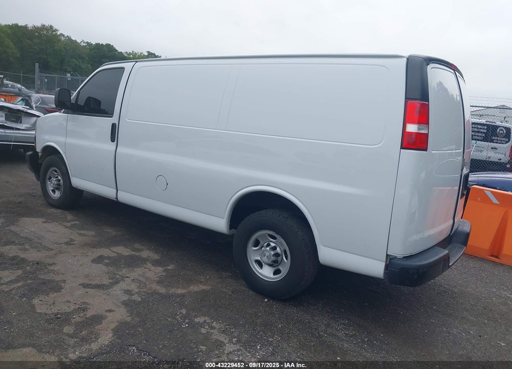 2020 CHEVROLET EXPRESS CARGO RWD 2500 REGULAR WHEELBASE WT VIN: 1GCWGAFP5L1159997