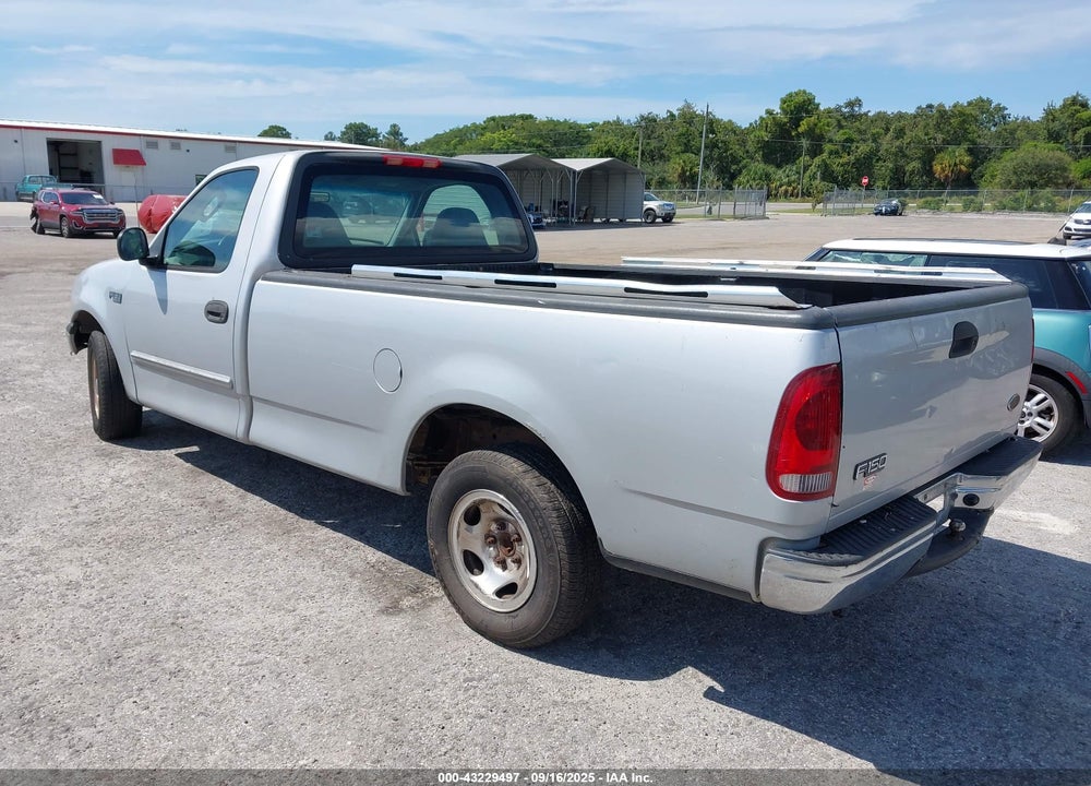 2002 FORD F-150 XL/XLT VIN: 2FTRF17202CA49536