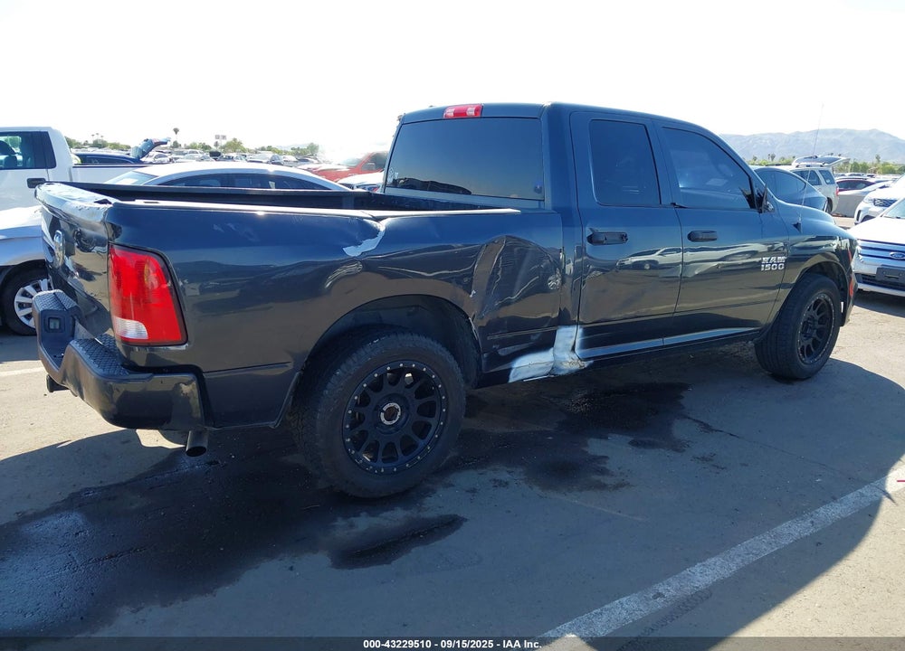 2018 RAM 1500 VIN: 1C6RR6FG1JS274454