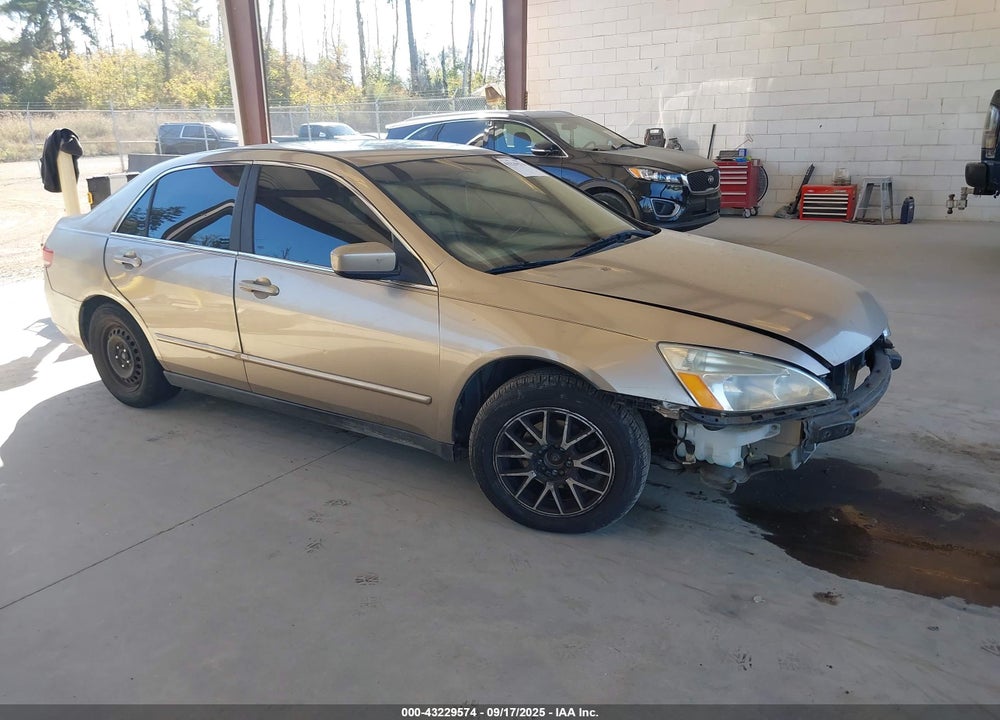2004 HONDA ACCORD 2.4 LX VIN: JHMCM56374C004419