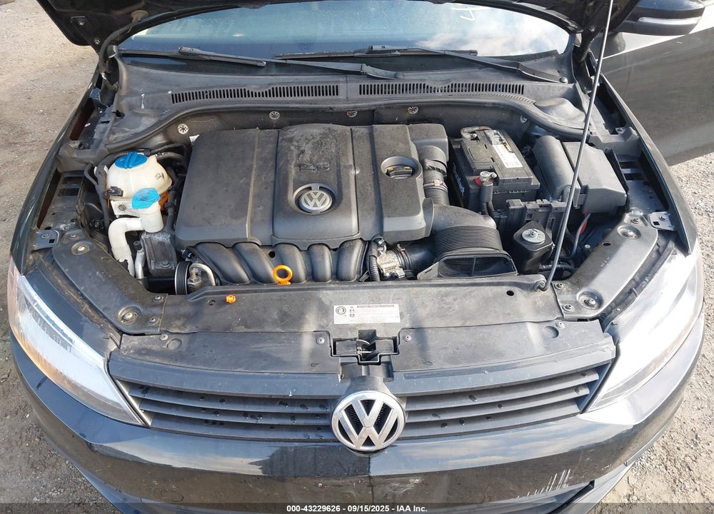 2012 VOLKSWAGEN JETTA VIN: 3VWDX7AJ5CM337257