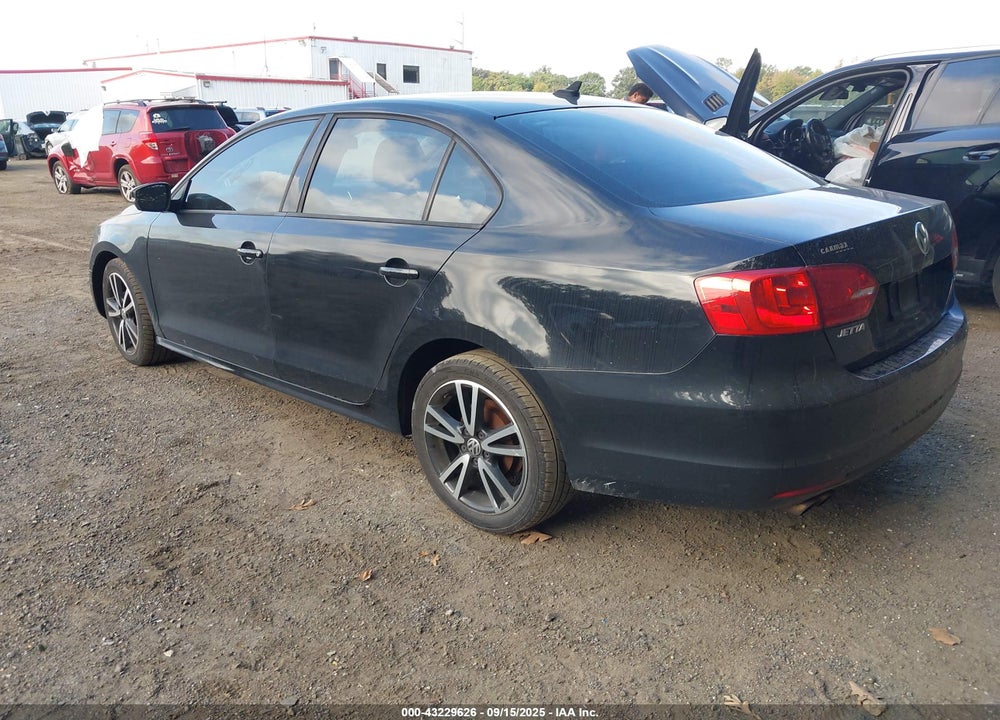 2012 VOLKSWAGEN JETTA VIN: 3VWDX7AJ5CM337257