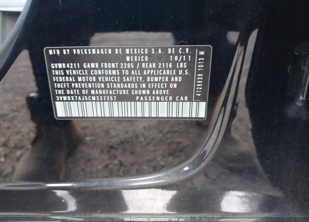 2012 VOLKSWAGEN JETTA VIN: 3VWDX7AJ5CM337257