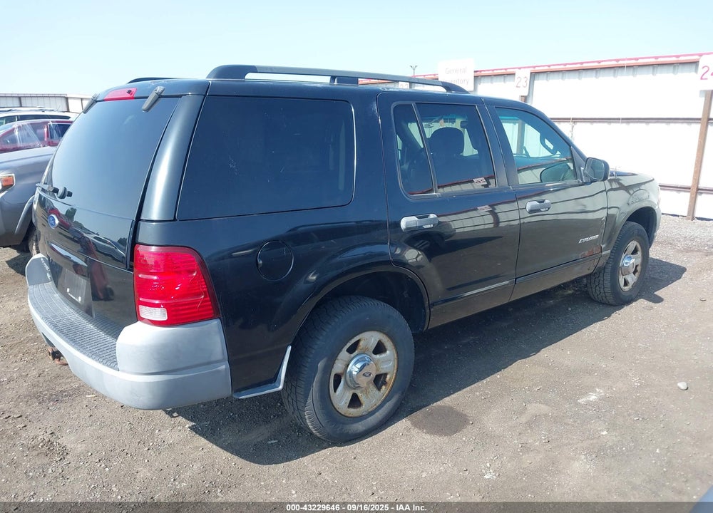 2002 FORD EXPLORER XLS VIN: 1FMZU72K92ZC52519