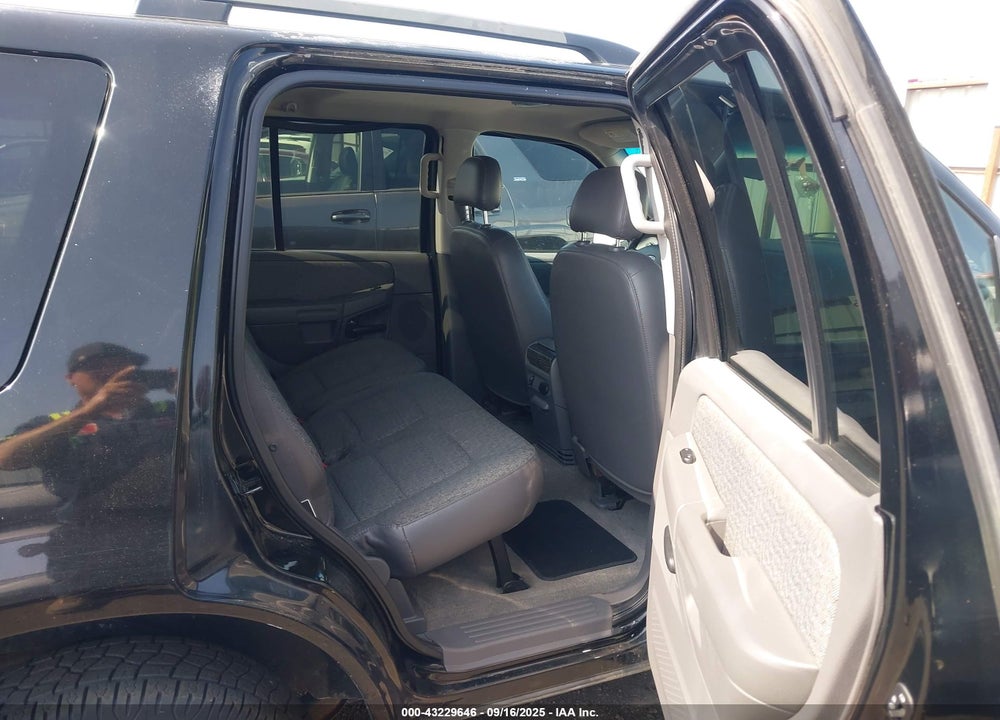 2002 FORD EXPLORER XLS VIN: 1FMZU72K92ZC52519