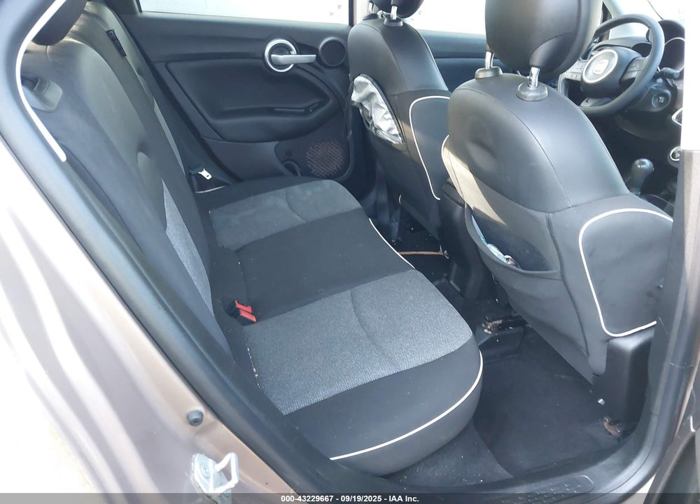 2017 FIAT 500X VIN: ZFBCFYAB6HP626765