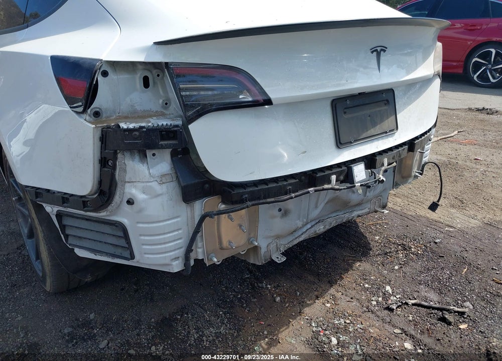 2021 TESLA MODEL 3 STANDARD RANGE PLUS REAR-WHEEL DRIVE VIN: 5YJ3E1EA1MF000778
