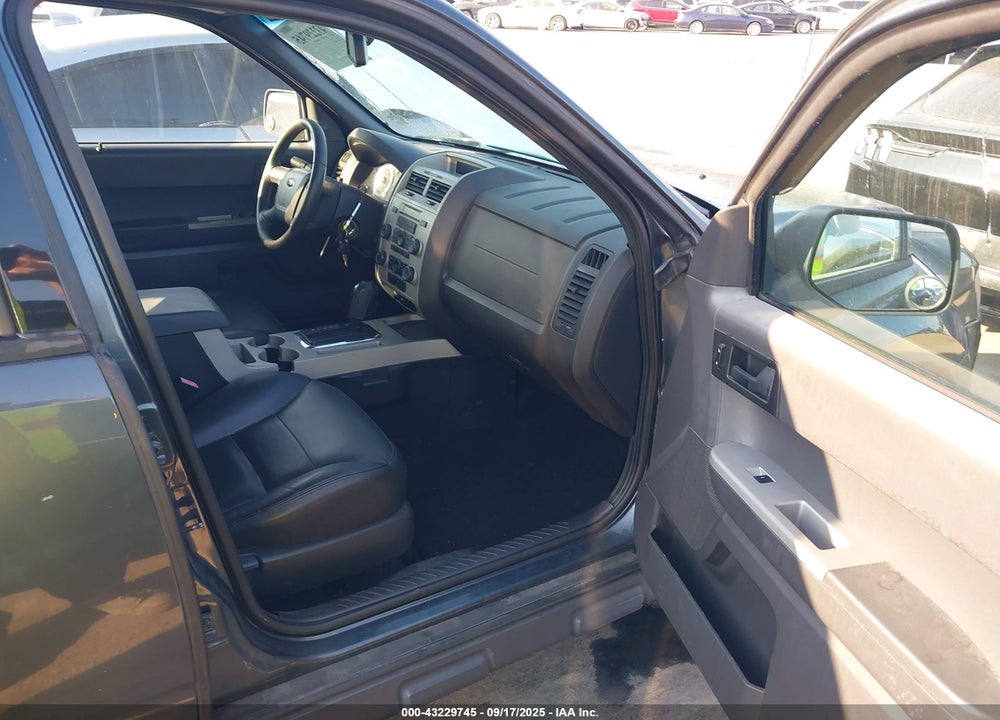 2008 FORD ESCAPE XLT VIN: 1FMCU03118KD67023