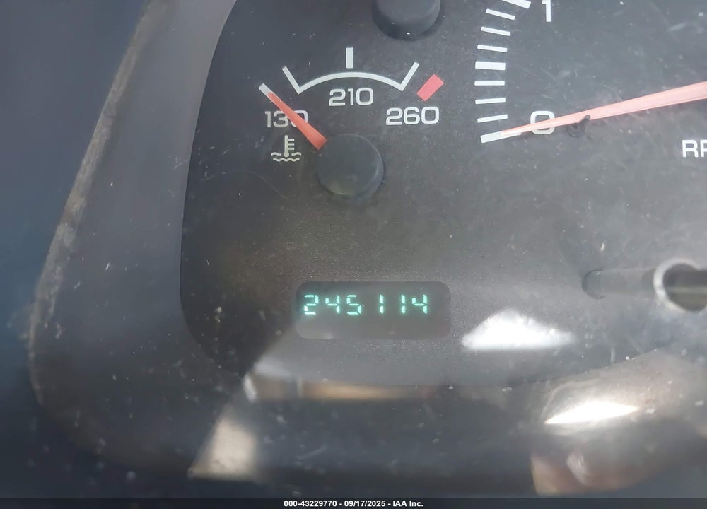 2000 DODGE DAKOTA SLT/SPORT VIN: 1B7FL26X2YS523618
