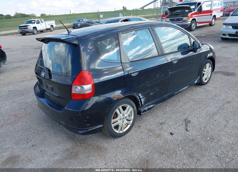 2007 HONDA FIT SPORT VIN: JHMGD38647S011285