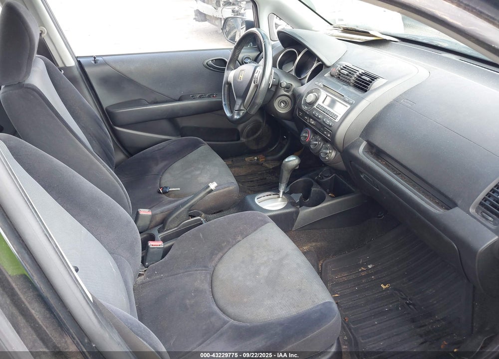 2007 HONDA FIT SPORT VIN: JHMGD38647S011285