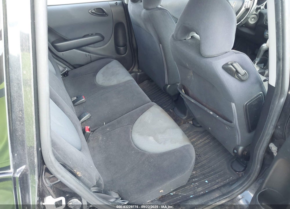 2007 HONDA FIT SPORT VIN: JHMGD38647S011285