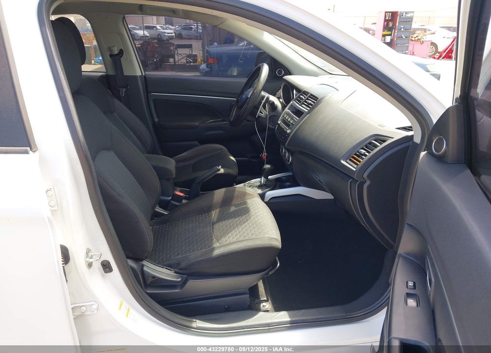 2011 MITSUBISHI OUTLANDER SPORT SE VIN: JA4AP4AU4BZ016493
