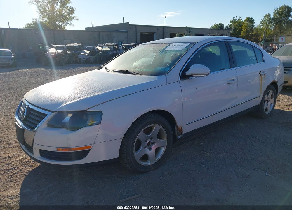 2008 VOLKSWAGEN PASSAT TURBO VIN: WVWUK93C68E199351