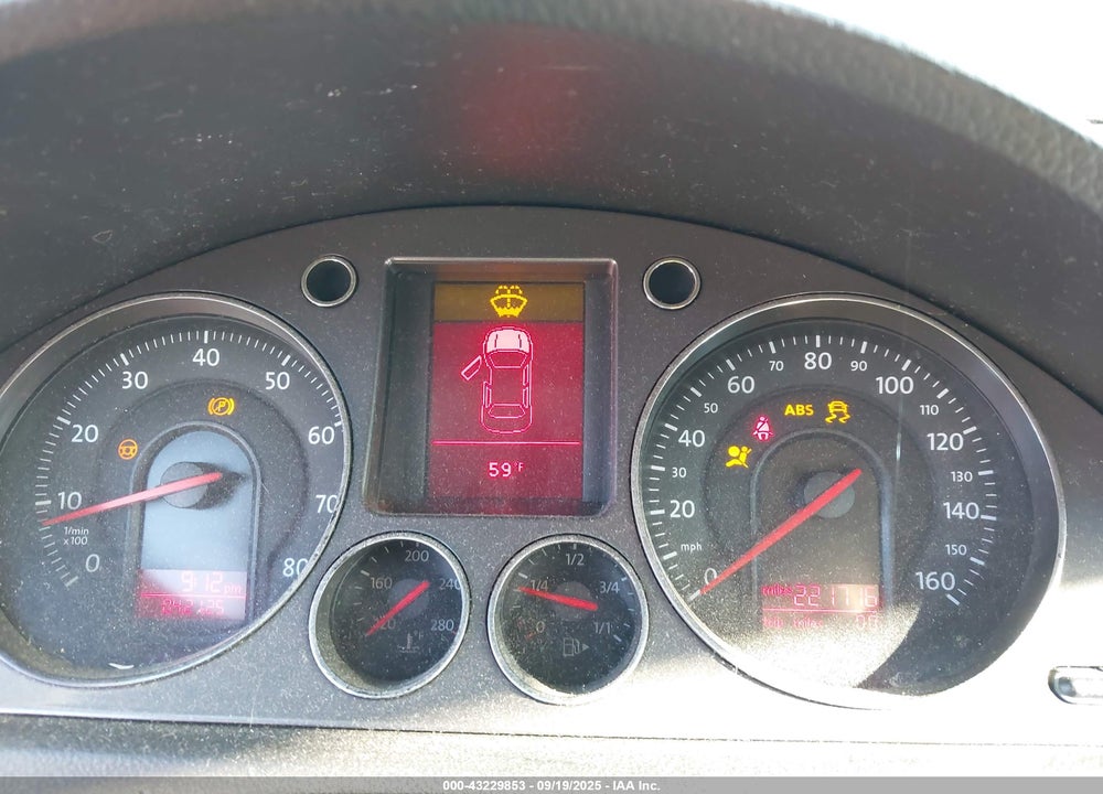 2008 VOLKSWAGEN PASSAT TURBO VIN: WVWUK93C68E199351