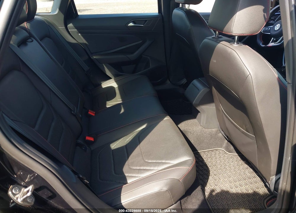2021 VOLKSWAGEN JETTA VIN: 3VW6T7BU1MM095596