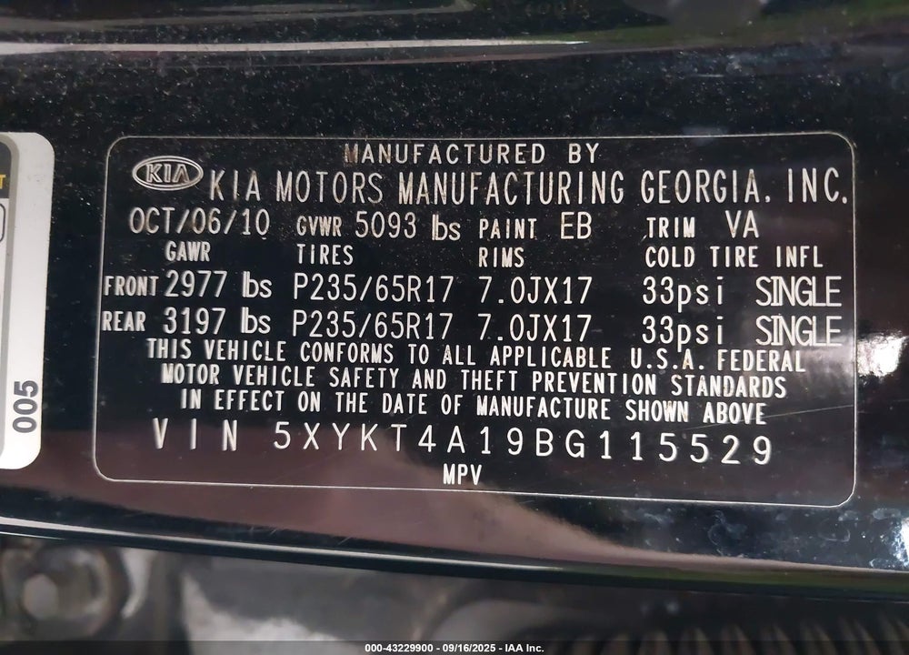 2011 KIA SORENTO VIN: 5XYKT4A19BG115529