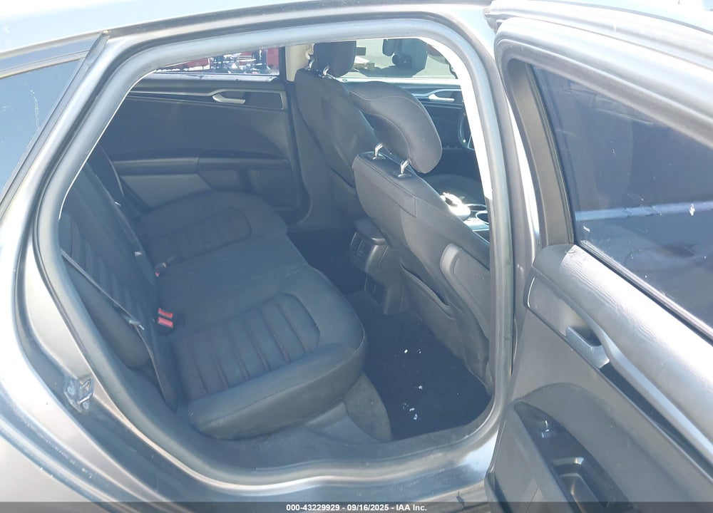 2014 FORD FUSION VIN: 3FA6P0HD8ER136743