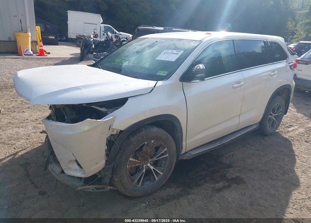 2017 TOYOTA HIGHLANDER VIN: 5TDBZRFH6HS395004