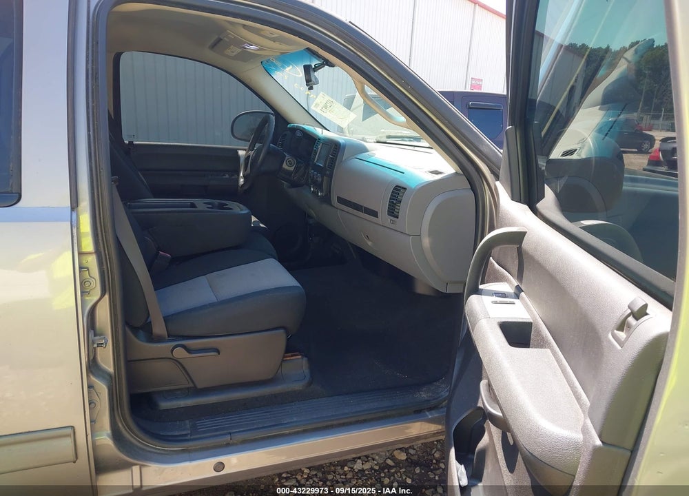 2008 GMC SIERRA 1500 SL VIN: 2GTEC13C081145872