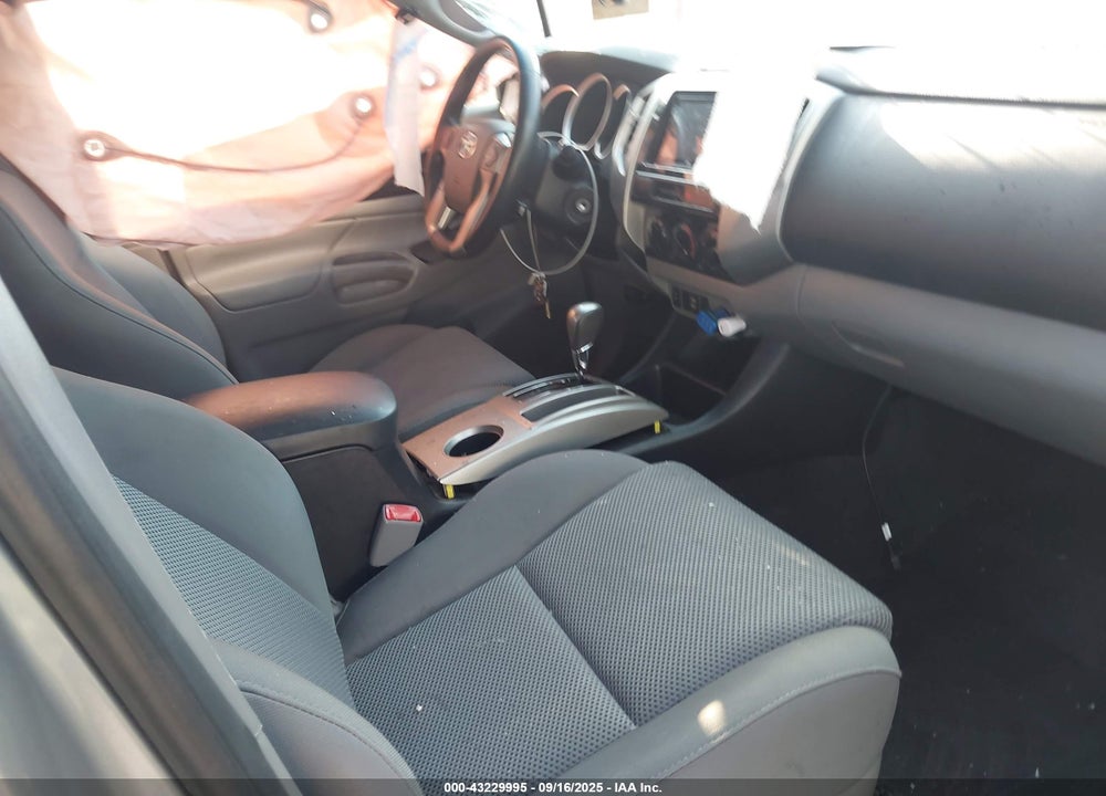 2015 TOYOTA TACOMA VIN: 3TMJU4GN5FM189784