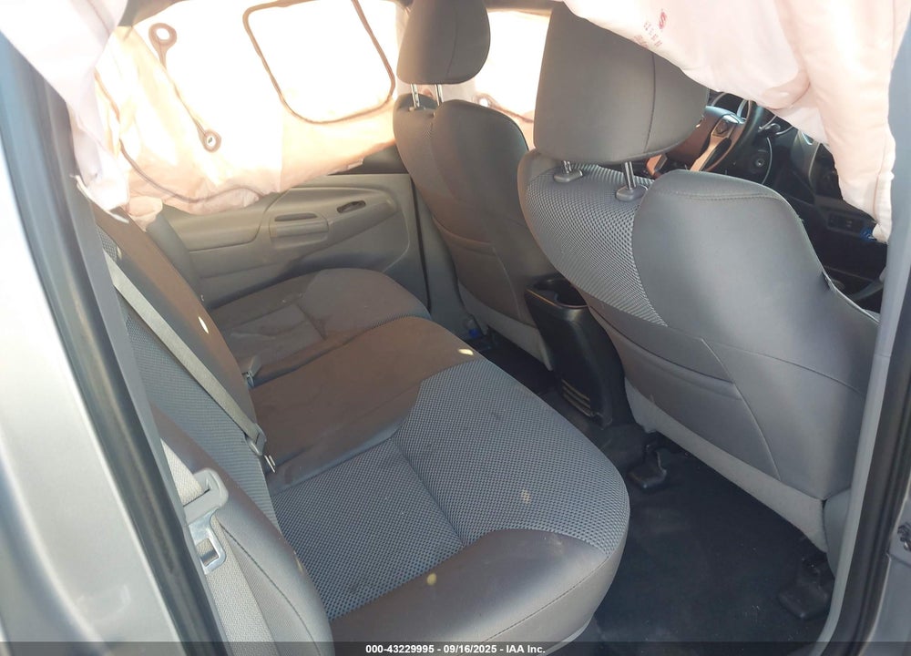 2015 TOYOTA TACOMA VIN: 3TMJU4GN5FM189784