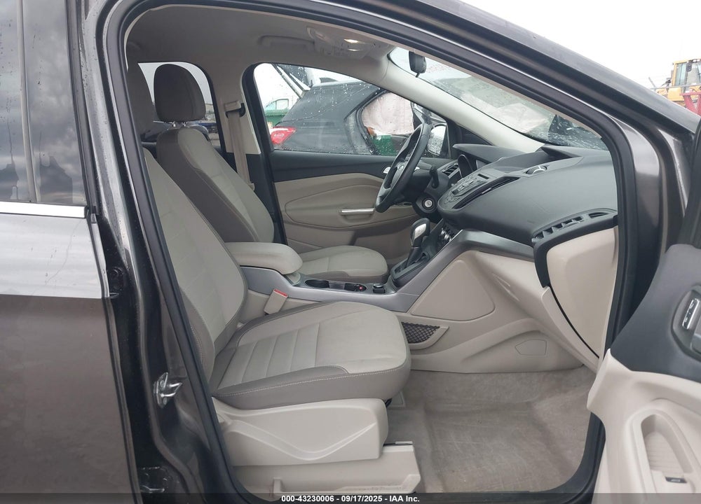 2016 FORD ESCAPE VIN: 1FMCU0GX3GUA97830