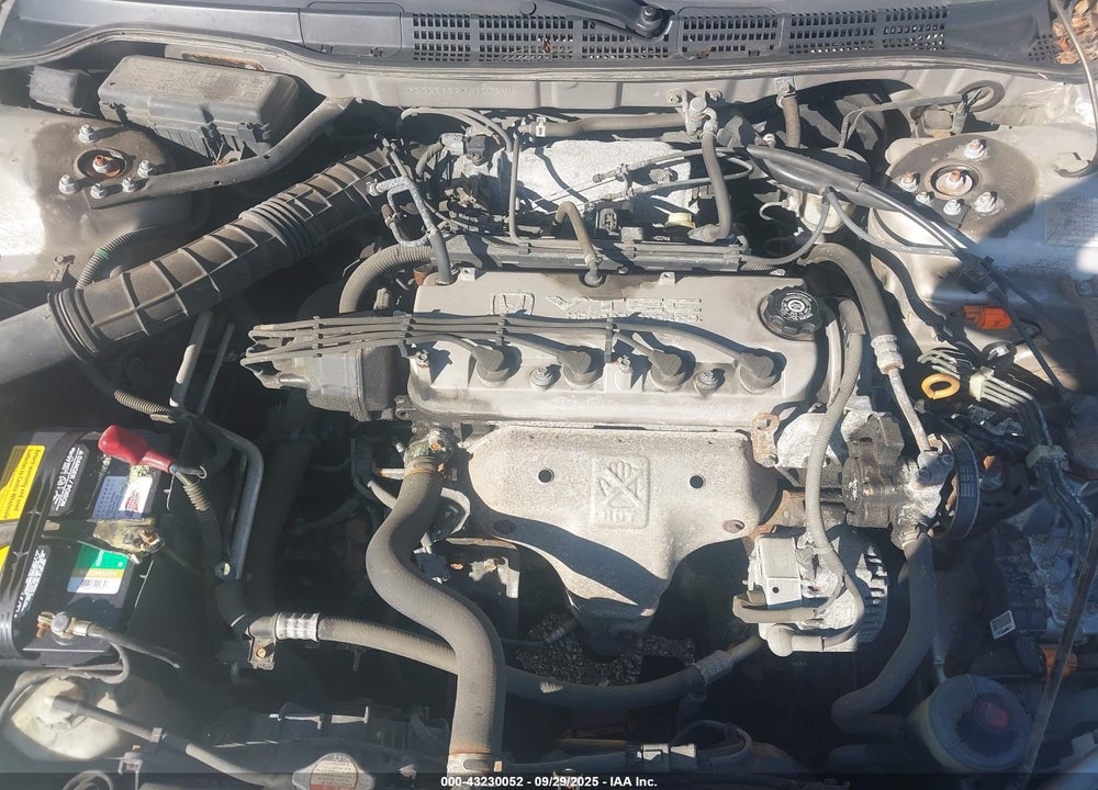 1998 HONDA ACCORD EX VIN: 1HGCG5652WA107340