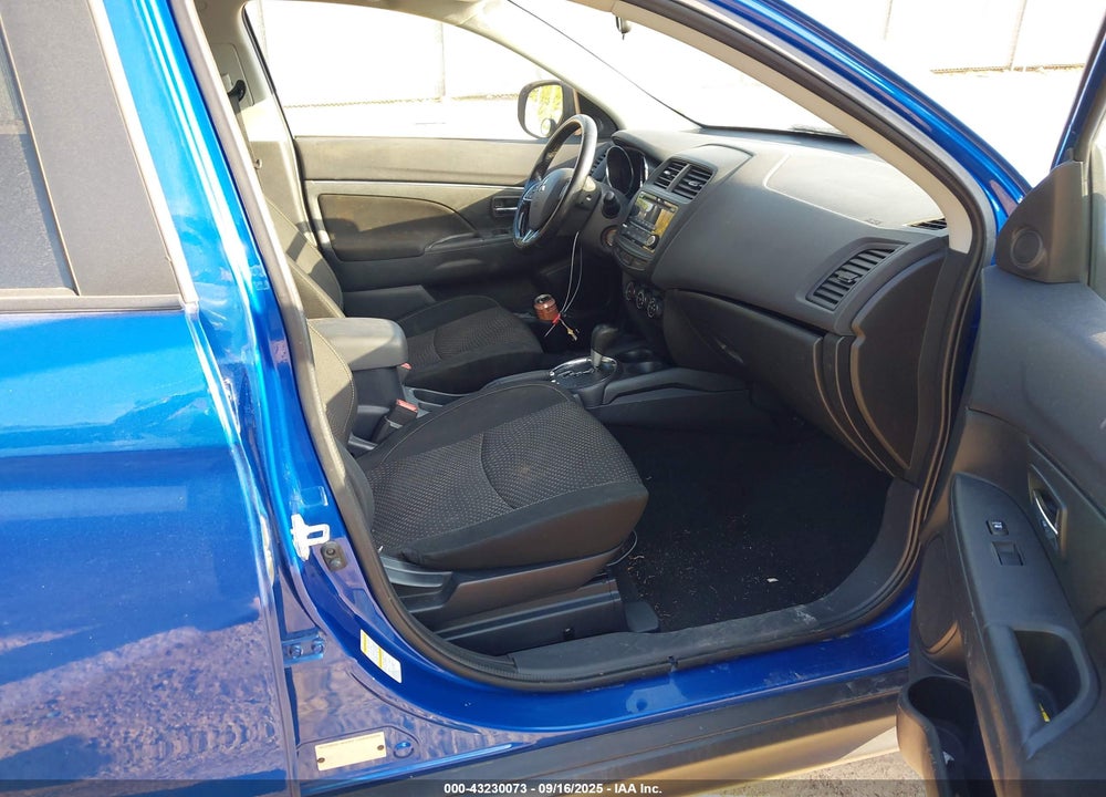 2016 MITSUBISHI OUTLANDER SPORT VIN: JA4AR3AU0GZ027311