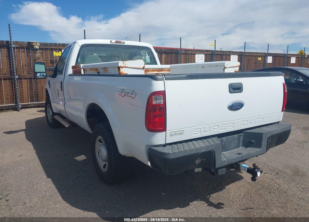 2008 FORD F-250 VIN: 1FTSF21R18EE24902