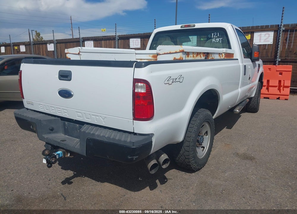 2008 FORD F-250 VIN: 1FTSF21R18EE24902