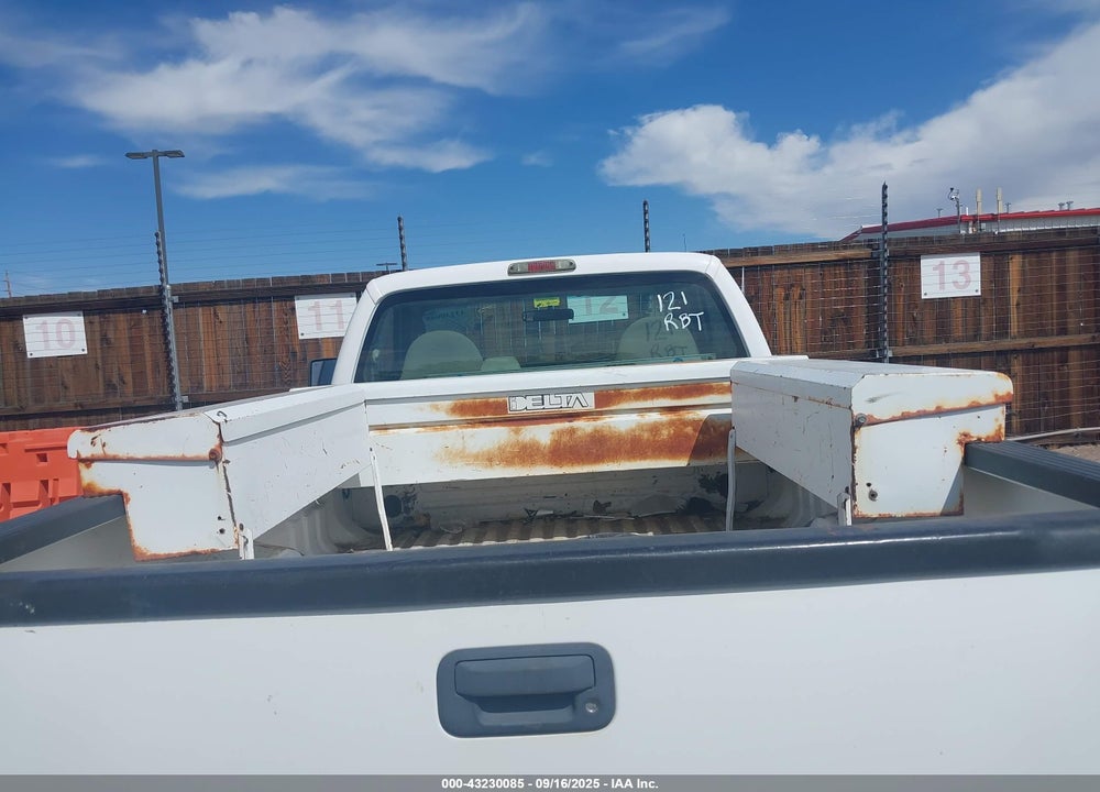 2008 FORD F-250 VIN: 1FTSF21R18EE24902