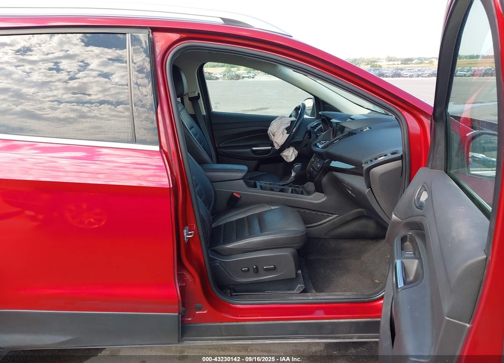2017 FORD ESCAPE VIN: 1FMCU0J90HUC99312