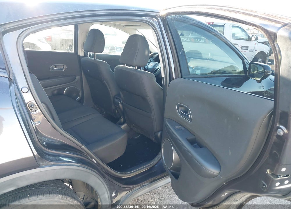 2016 HONDA HR-V VIN: 3CZRU5H58GM725811
