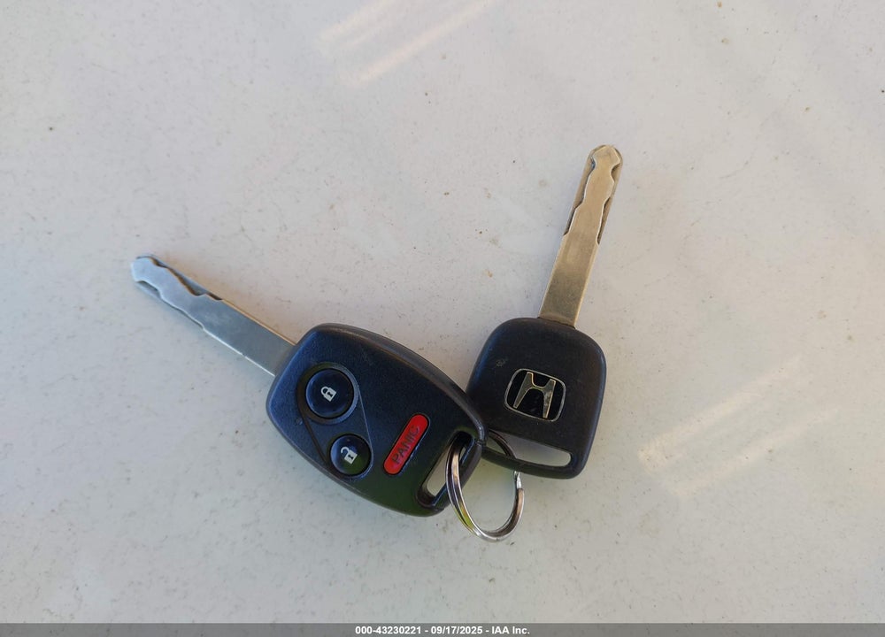 2007 HONDA PILOT LX VIN: 2HKYF18187H532808