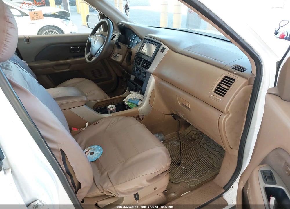2007 HONDA PILOT LX VIN: 2HKYF18187H532808