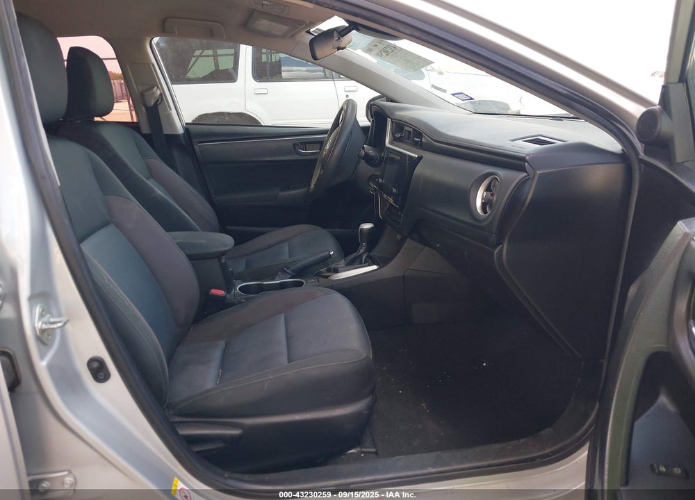 2019 TOYOTA COROLLA LE VIN: 5YFBURHE1KP898747