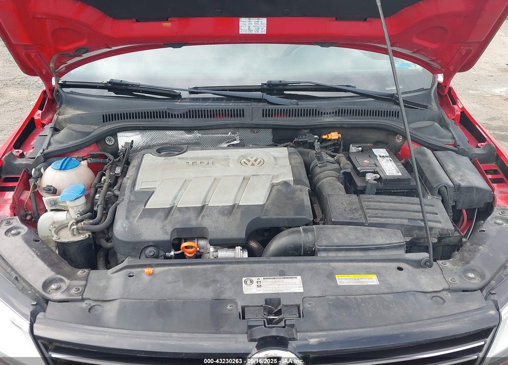 2013 VOLKSWAGEN JETTA 2.0L TDI VIN: 3VW3L7AJ6DM273416