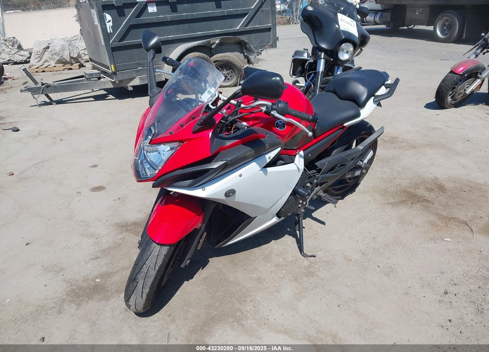 2014 YAMAHA FZ6 RC VIN: JYARJ18Y9EA002962