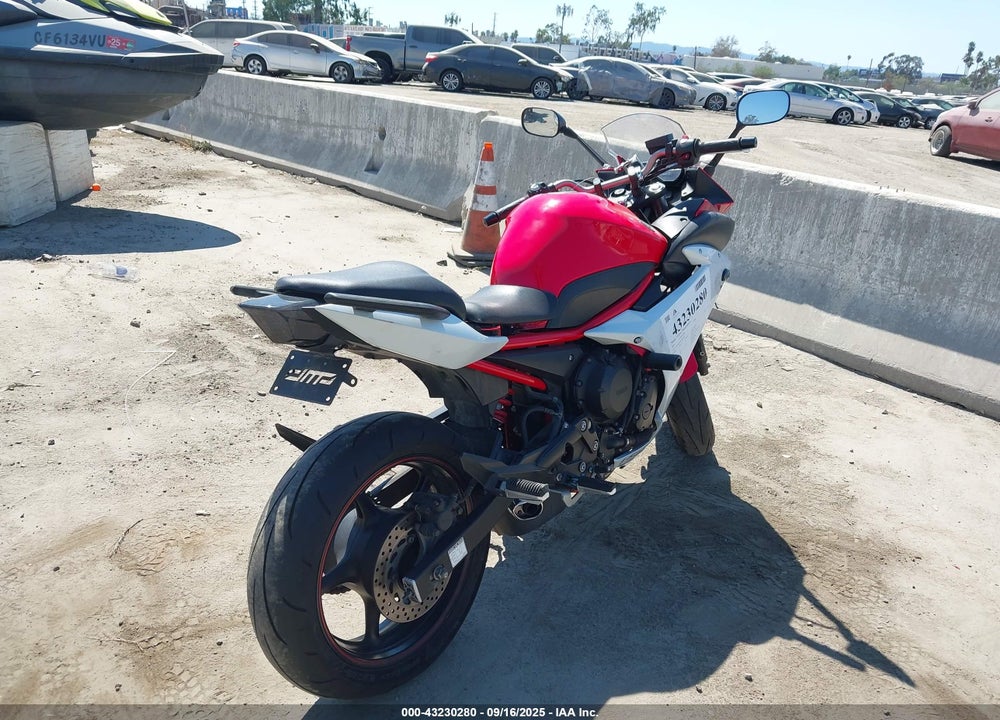 2014 YAMAHA FZ6 RC VIN: JYARJ18Y9EA002962