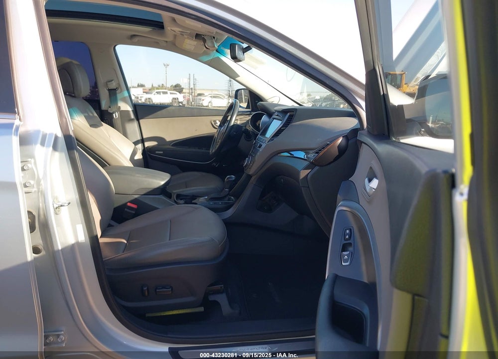 2017 HYUNDAI SANTA FE SPORT 2.4L VIN: 5XYZU3LB9HG486307