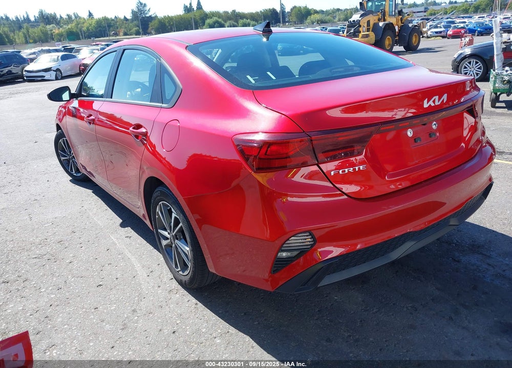 2023 KIA FORTE VIN: 3KPF24AD3PE584389