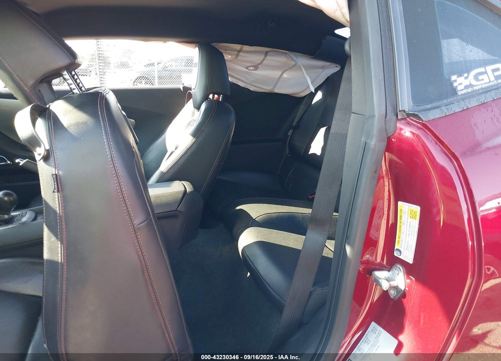 2011 CHEVROLET CAMARO VIN: 2G1FT1EW6B9111044